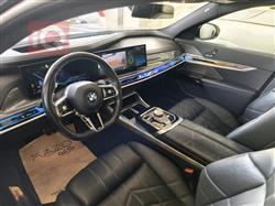 بي ام دبليو الفئة 7